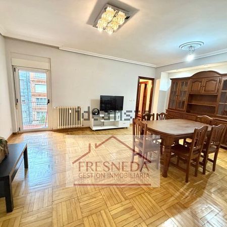 Alquiler de piso en Calle Foncalada s/n - Foto 1