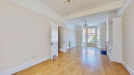 4 bedroom house to rent - Photo 3