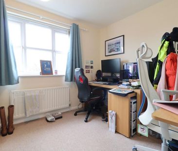 2 bedroom terraced house to rent - Photo 4