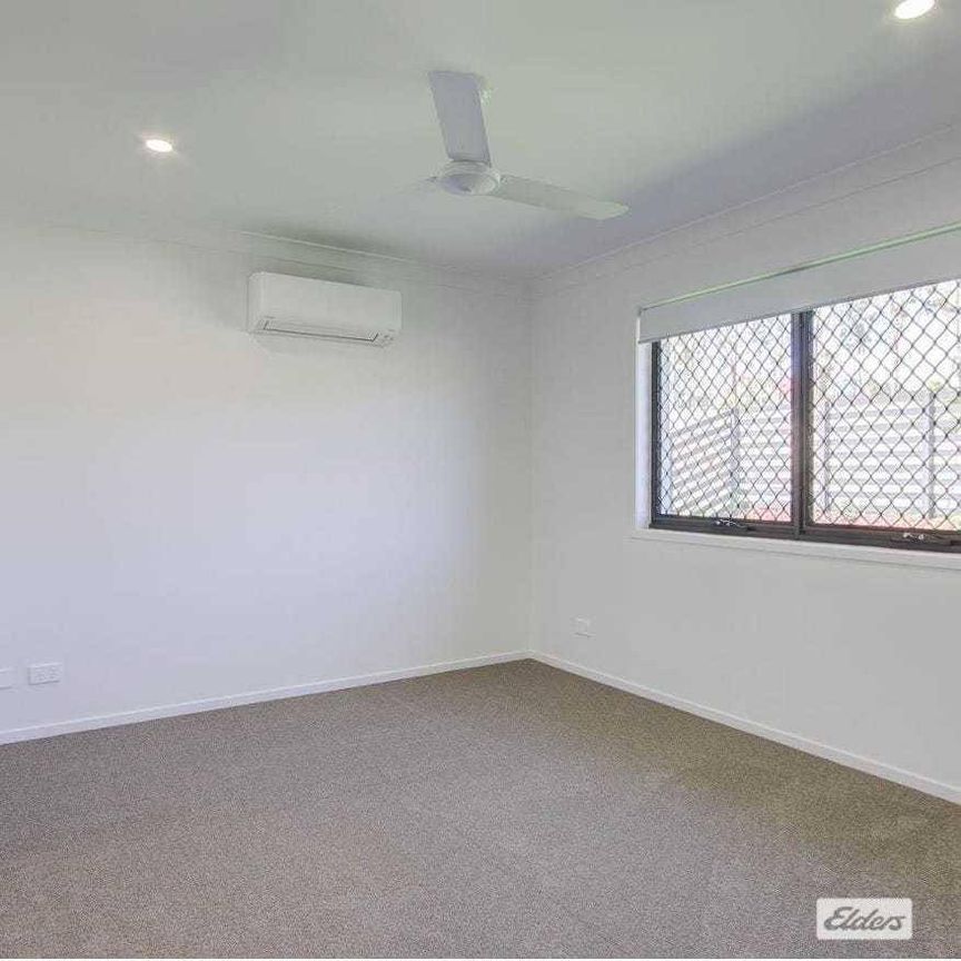 Three Bedroom Home in Highly Sought After Suburb! - Photo 1
