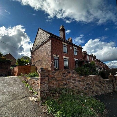 3 bedroom semi-detached house to rent - Photo 1