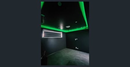 Modern, Luxury Living in a Prime Location!! - Photo 5