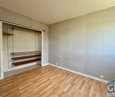 Location Appartement 2 pièces 43m² - Photo 3