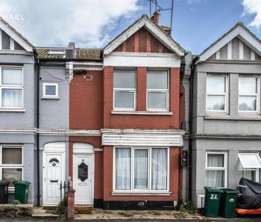 4 bedroom terraced house to rent - Photo 6