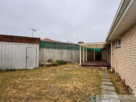 10 Devira Street, Dandenong North - Photo 3