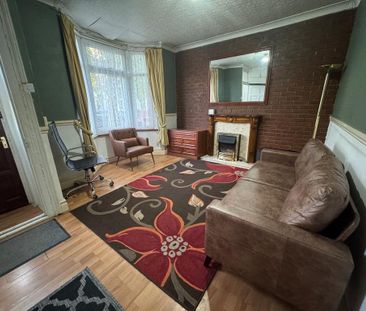 3 bedroom terraced house to rent - Photo 2