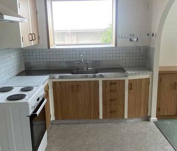 Comfortable and Convenient Family Home - Photo 5