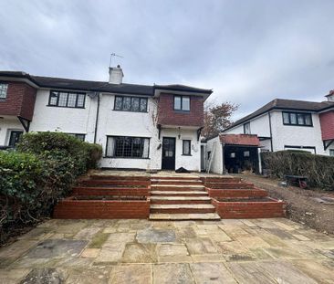 4 bedroom terraced house to rent - Photo 4