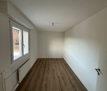 Appartement de 4 pièces entièrement rénové - Photo 2