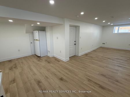 For Lease - 234 Morden Road Unit# Bsmt, Oakville, Ontario - Photo 2