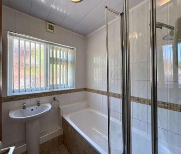 Nicholas Road, Blundellsands, Liverpool, L23 - Photo 5