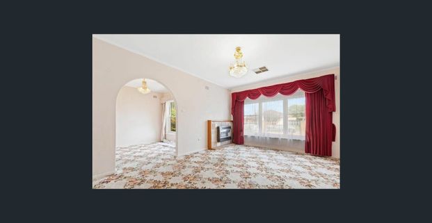 Convenient Family Home - Photo 1