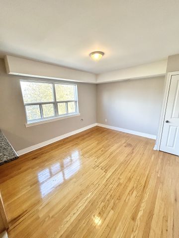 For Lease - 9 Thirty Third Street Unit# 311, Toronto, Ontario - Photo 4