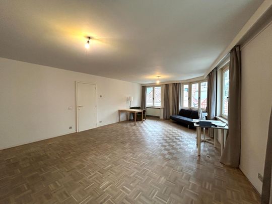 Instapklaar 1-slaapkamer appartement in hartje Kortrijk! - Foto 1