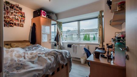 5 bedroom terraced house to rent - Photo 4