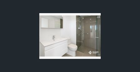 2-bedroom, 1-bathroom apartment on level 9! - Photo 2