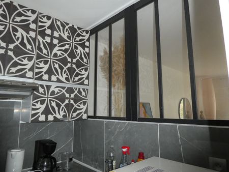 Location Appartement 3 pièces 73m² FONTAINEBLEAU 77300 - Photo 3