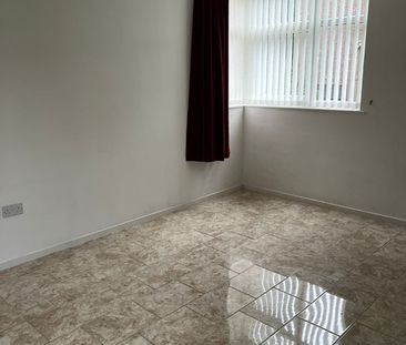 1 Bed Maisonette, Merton Towers, L20 - Photo 3