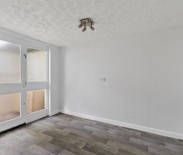 46 Mercer Street, Lisburn, BT27 5AJ - Photo 2