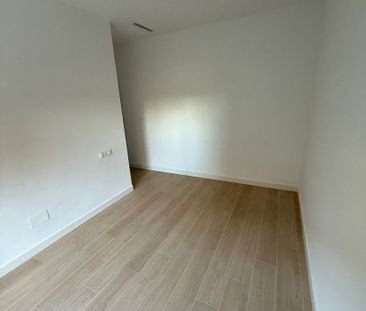 Piso de alquiler en Parque Ayala - Jardín de la Abadía - Huelín - Photo 2