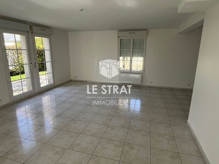 Location Maison 6 pièces 162m² - Photo 3