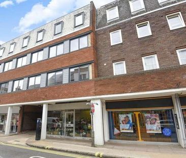 Town Centre, Aylesbury, HP20 - Photo 1