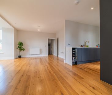 Suffolk House, Romilly Road, Canton - Photo 1