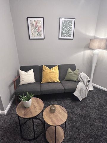 1 Bed Flat, Miller Road, CR0 - Photo 5