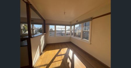 Enjoy the easy lifestyle, living here - Photo 2