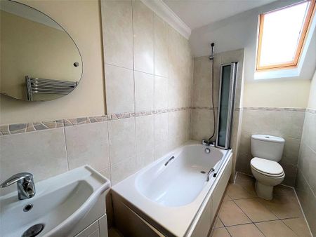 2 bedroom flat to rent - Photo 5