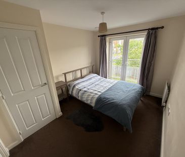 2 bedroom property to rent - Photo 4