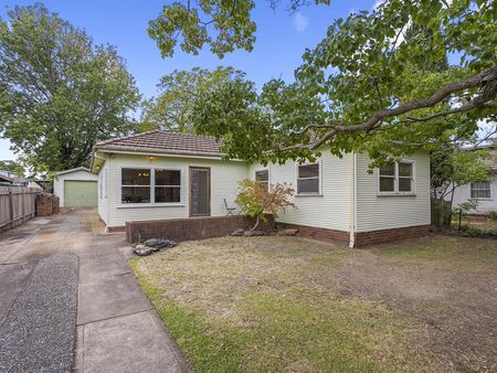 19 Sixth Avenue, 2200, Condell Park Nsw - Photo 5