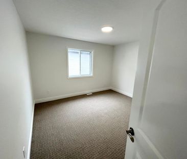 For Lease - 201 Roy Mcdonald Drive Unit# UPPER, London South, Ontario - Photo 4