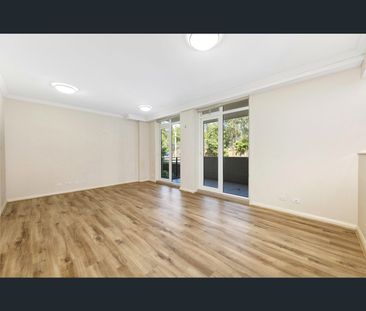 2/7 Bay Drive, Meadowbank, NSW 2114 - Photo 2