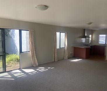 Modern Townhouse 3 bedrooms - Photo 2