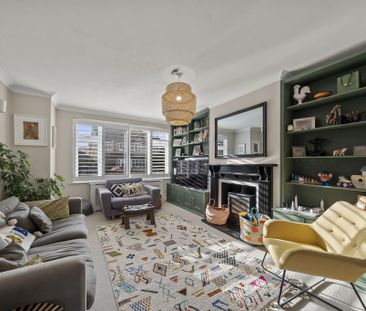 4 bedroom semi-detached house to rent - Photo 1