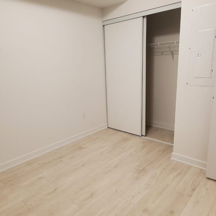 For Lease - 500 Plains Road Unit# 512, Burlington, Ontario - Photo 1