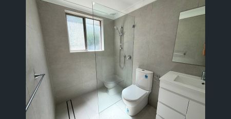 Renovated & Sunny 2 Bedroom Apartment with Balcony - Photo 4