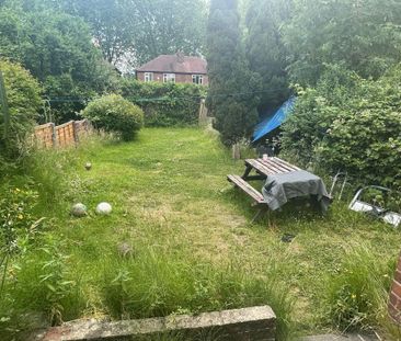 3 bedroom private hall to rent - Photo 4