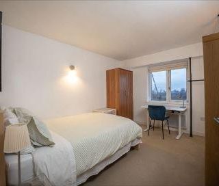 1 bedroom in a house share to rent - Photo 5