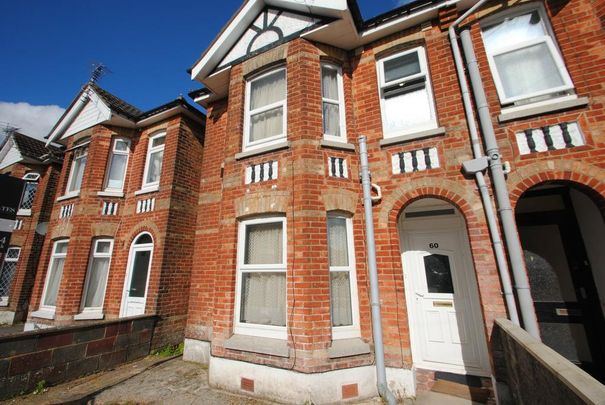 5 bedroom semi-detached house to rent - Photo 1
