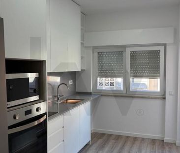 apartment for rent in Setúbal, Barreiro, Portugal - Photo 4
