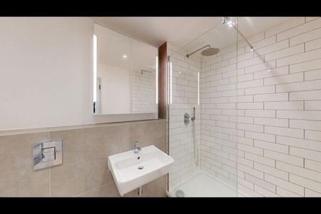 Studio Flat, Great West Road, TW8 - Photo 5