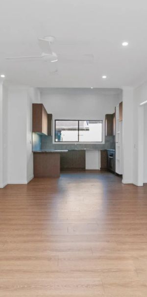 Massive Family Home In The Heart Of Granville - Photo 1