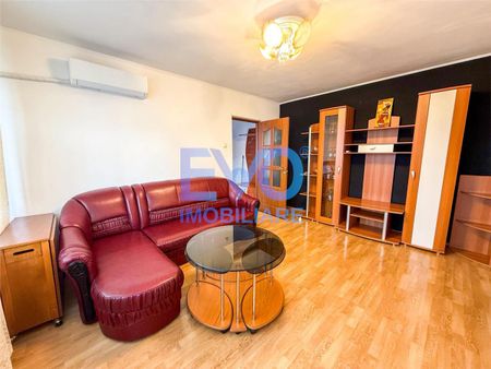 Apartament cu 2 camere, aer conditionat, geam la baie, zona Podu Ros - Photo 2