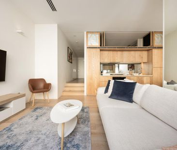 Bondi Coastal Escape - Fully Furnished Incl. Utilities - Photo 3