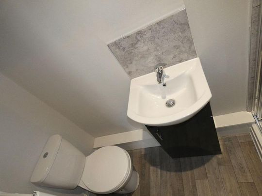 6 bedroom house share to rent - Photo 1