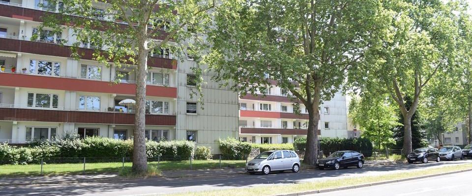 Frisch renovierte Mietwohnung (teilweise möbliert) in Duisburg-Neumühl - Photo 1