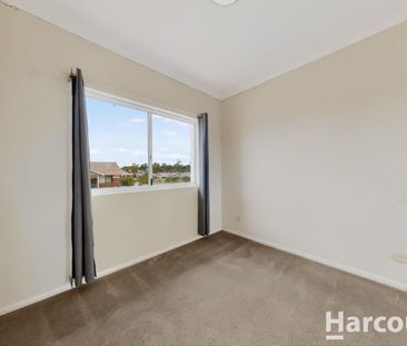 Modern Apartment in the heart of Clarkson - Photo 5