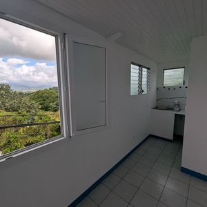 Apartment - Photo 2